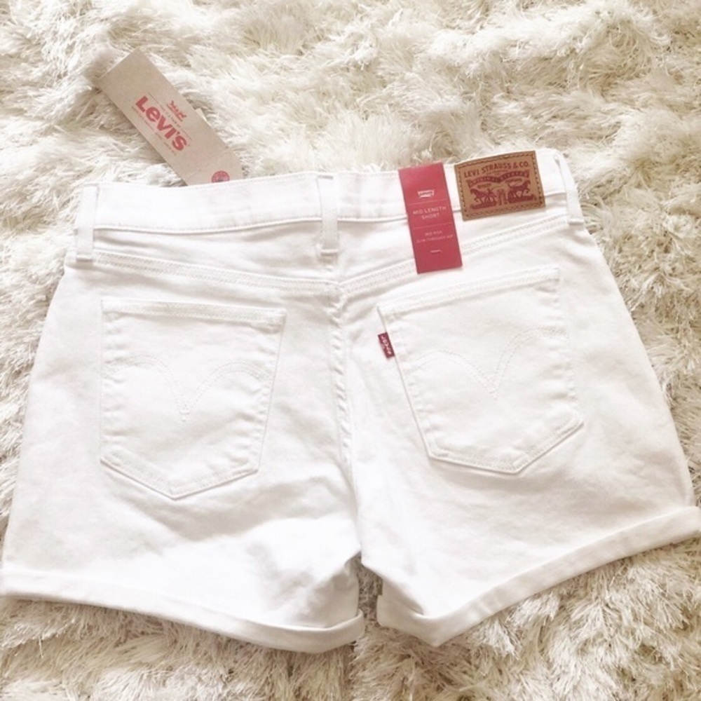 LEVI’S MID LENGTH SHORT - Picture 3 of 6